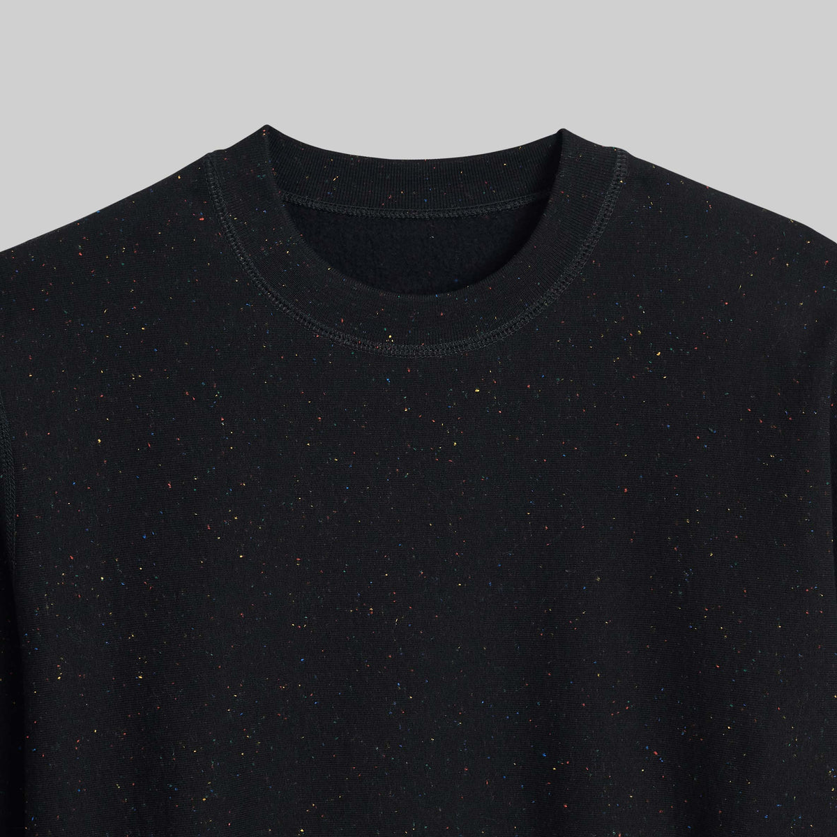 4004 CLASSIC CREWNECK